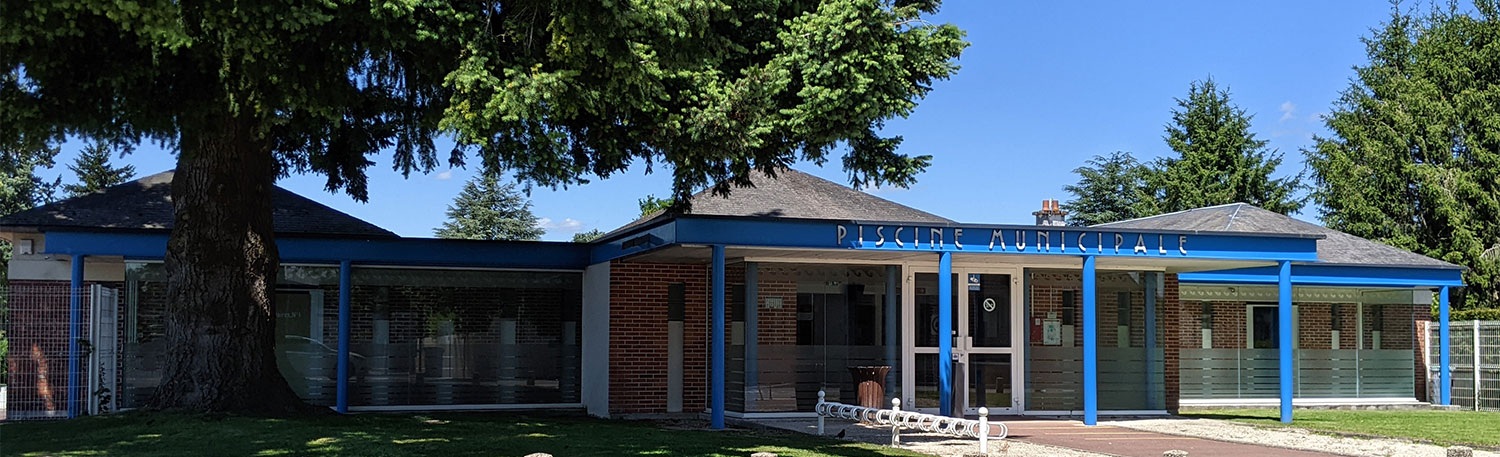 Photo de l'entré de la piscine de Fay-aux-Loges